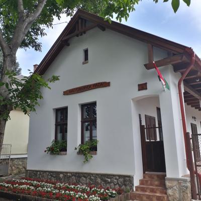 Páty, Hagyományok háza