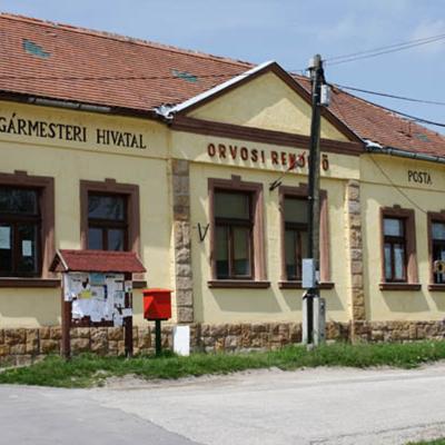 Tök, Polgármesteri Hivatal