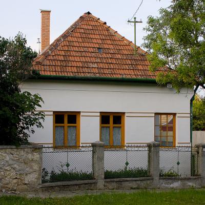 Tök, családi ház 2.